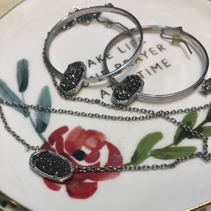 Kendra Scott Elise necklace in platinum drusy.